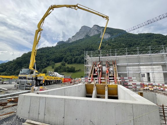 29.06.2021 Seitenwände Hebewerk betonieren
